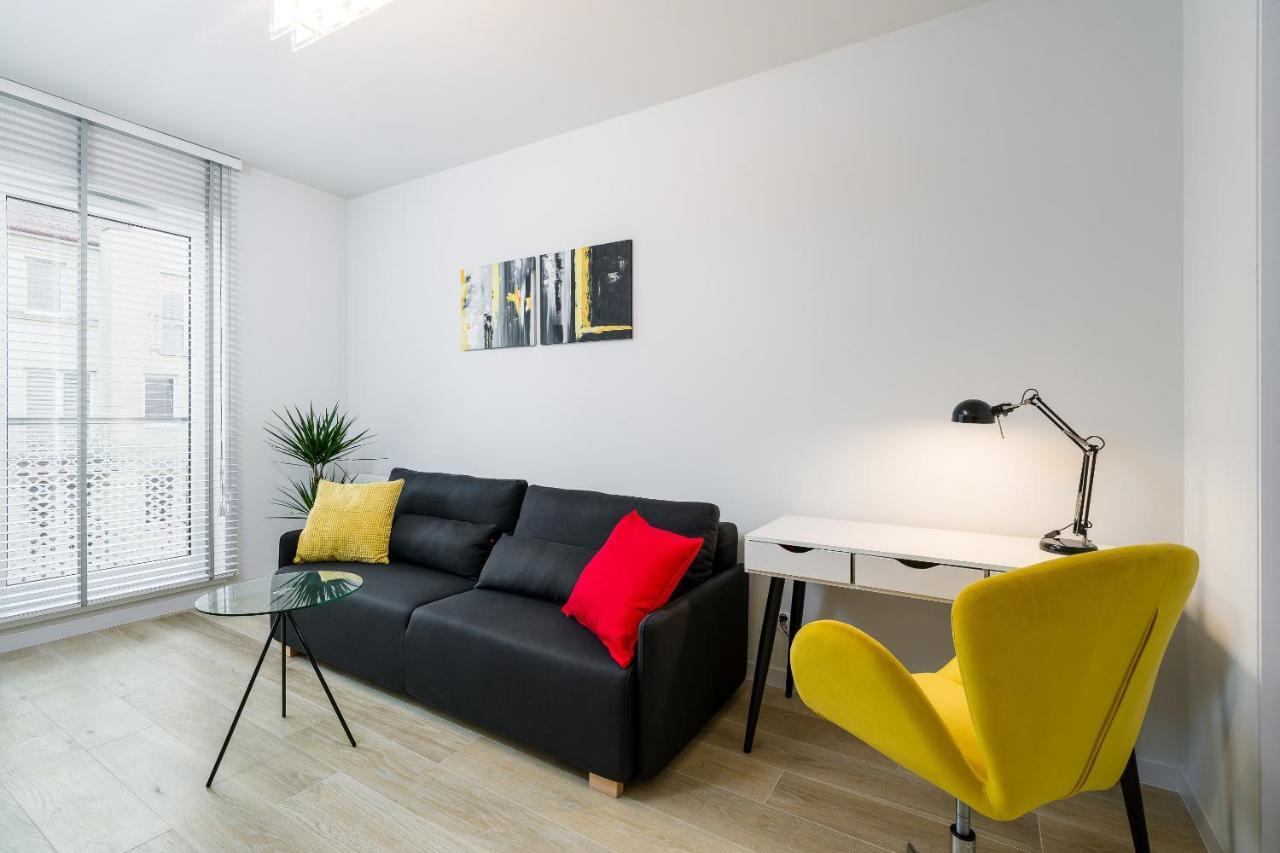 Apartments Poznan Fabryczna By Renters Ngoại thất bức ảnh