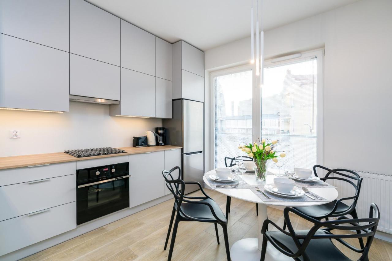 Apartments Poznan Fabryczna By Renters Ngoại thất bức ảnh