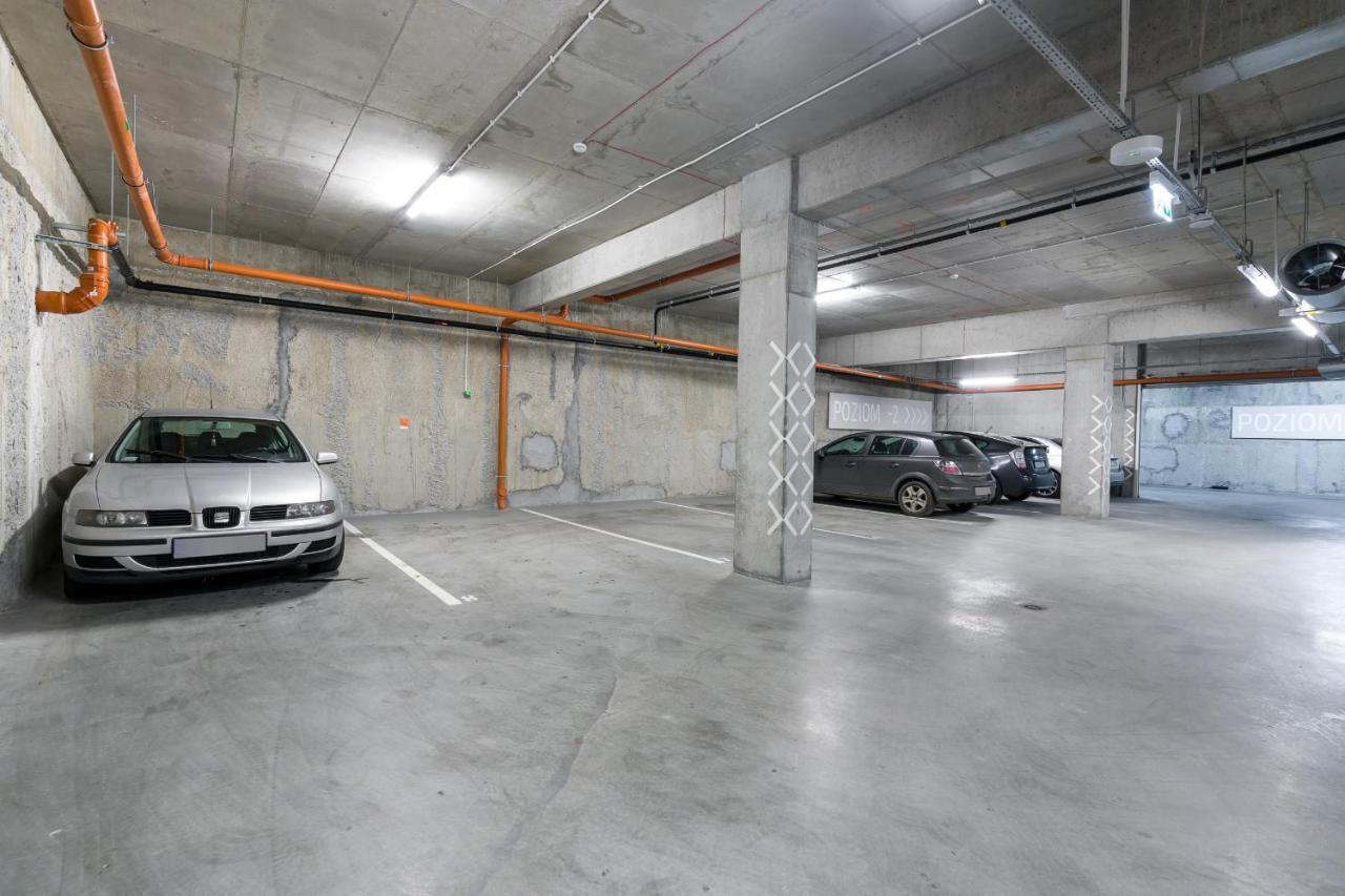 Apartments Poznan Fabryczna By Renters Ngoại thất bức ảnh