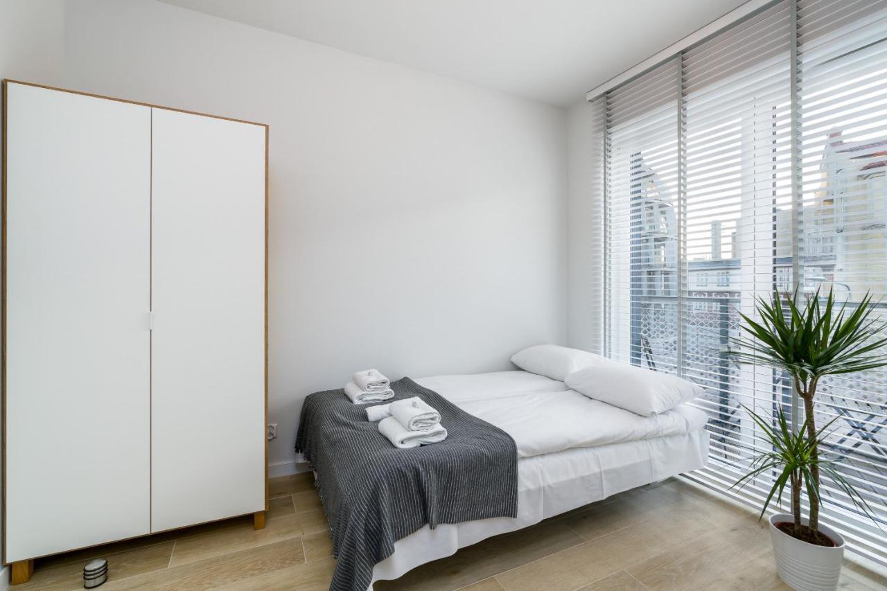 Apartments Poznan Fabryczna By Renters Ngoại thất bức ảnh